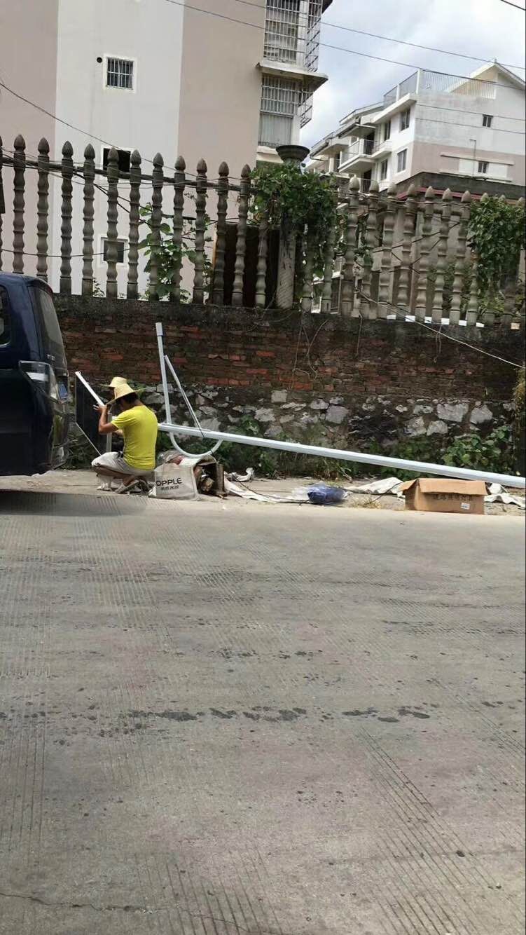 農村led太陽能路燈安裝中