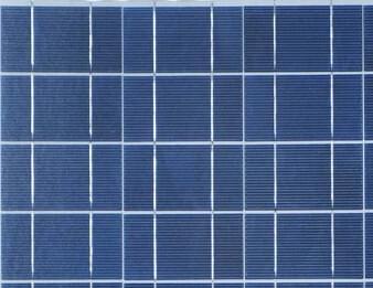 華可：家用太陽能光伏發電組件清洗的5大注意事項