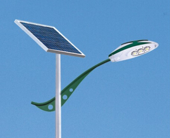 行業解析：LED太陽能路燈和led路燈哪個更節能？