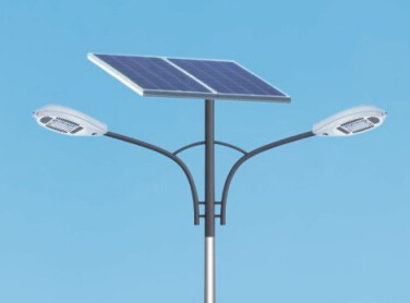 華可解答：為什么太陽能路燈電池板安裝要朝南？