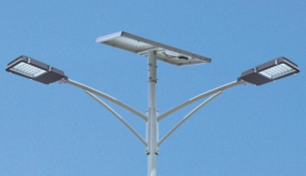 華可講解:led太陽能路燈廠家開闊了新農村的市場