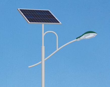鋰電池太陽能路燈有哪些優勢吸引大眾的眼球？